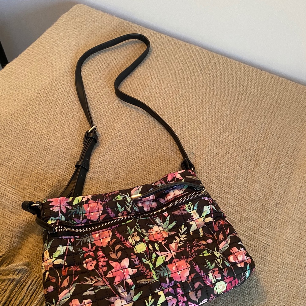 Max Studio purse - Picture 2 of 2